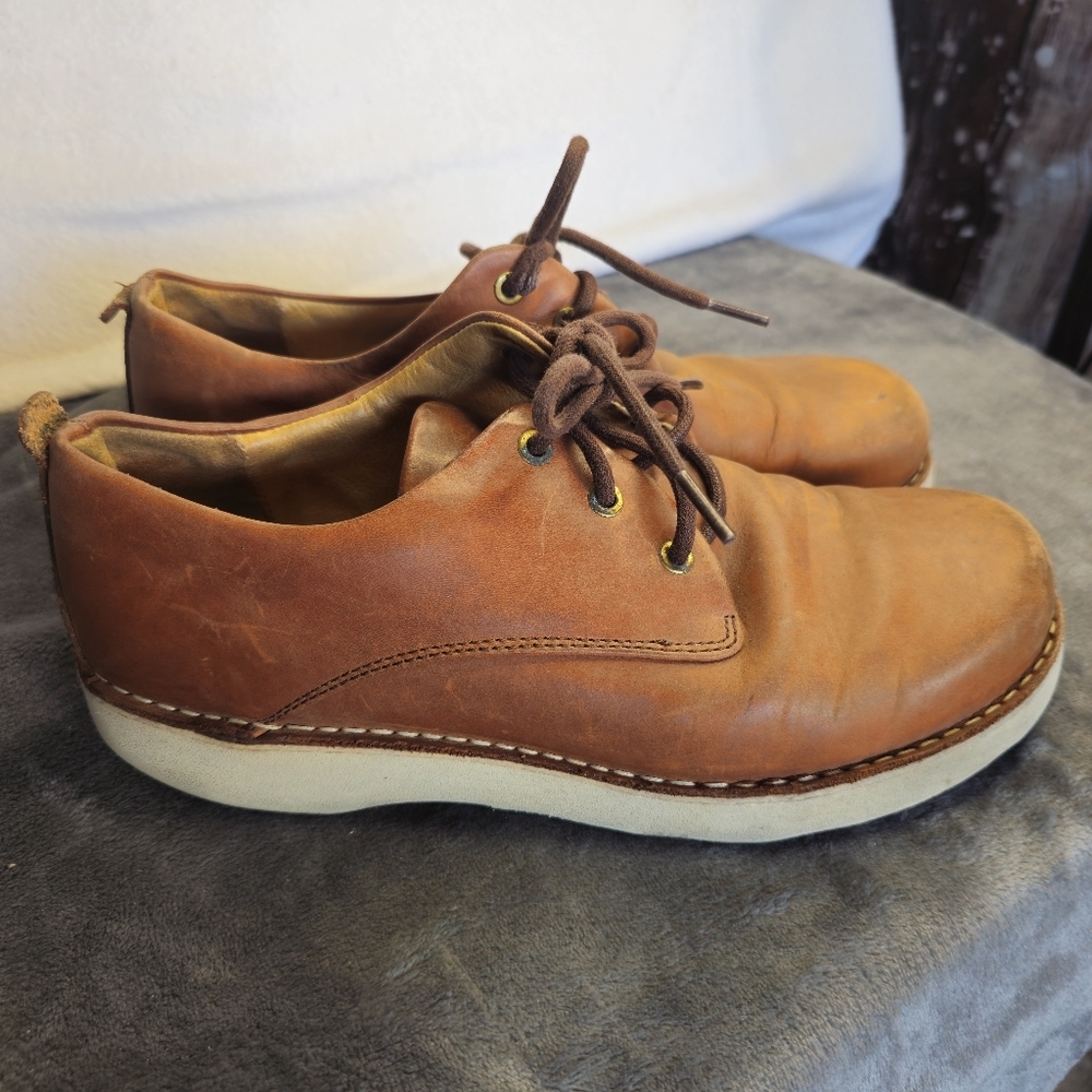 HUBBARD SHOES men's size‎ 9.5